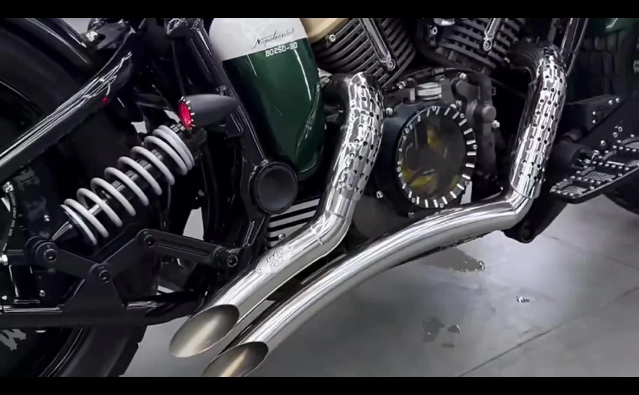 Dual Exhaust Custom Kit product video