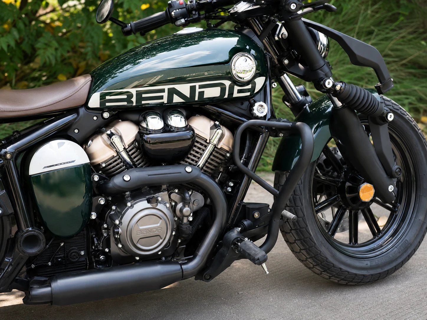 Fat Bob bumper Napoleon 125/250 view 4